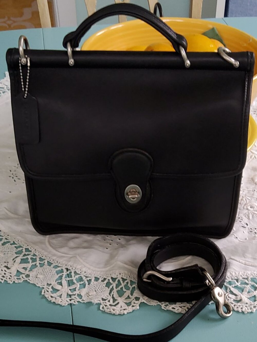 Vintage Coach Willis Crossbody Bag in Black with Nickel 9927 + Hangtag